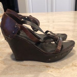 Yves Saint Laurent Wedges